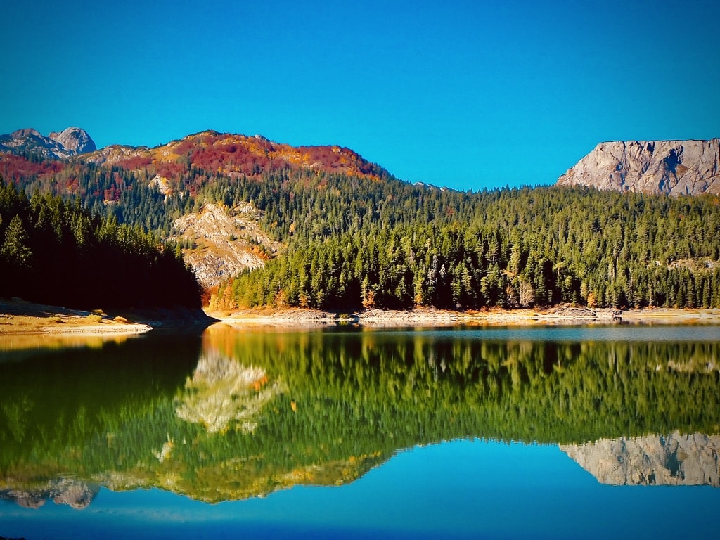 Reflection in the Black Lake, Monte Negro