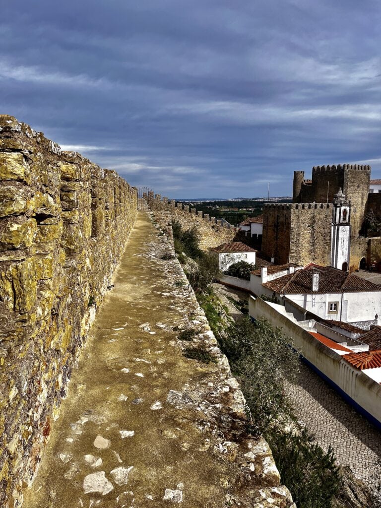 Óbidos walls and view of the castle 